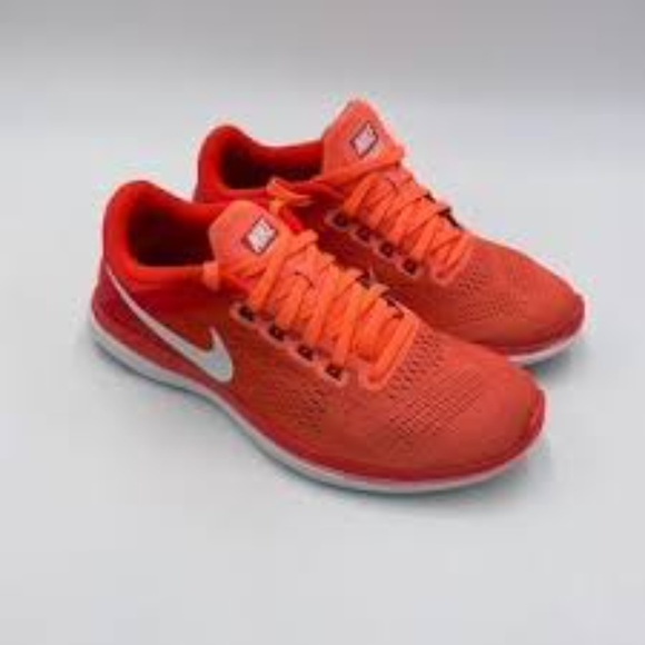 🥳🎀 Host Pick 🎀🥳 Nike Womens Flex 2016 Red Orange Running Shoes Sneakers … - Picture 1 of 10